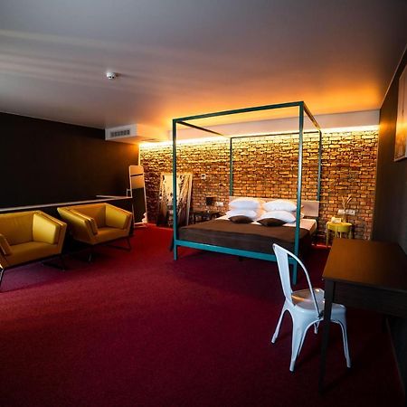 Sribni Leleky Hotel & Spa Lutsk Luaran gambar