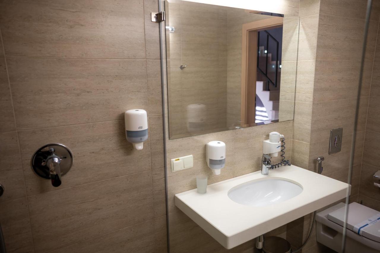 Sribni Leleky Hotel & Spa Lutsk Luaran gambar