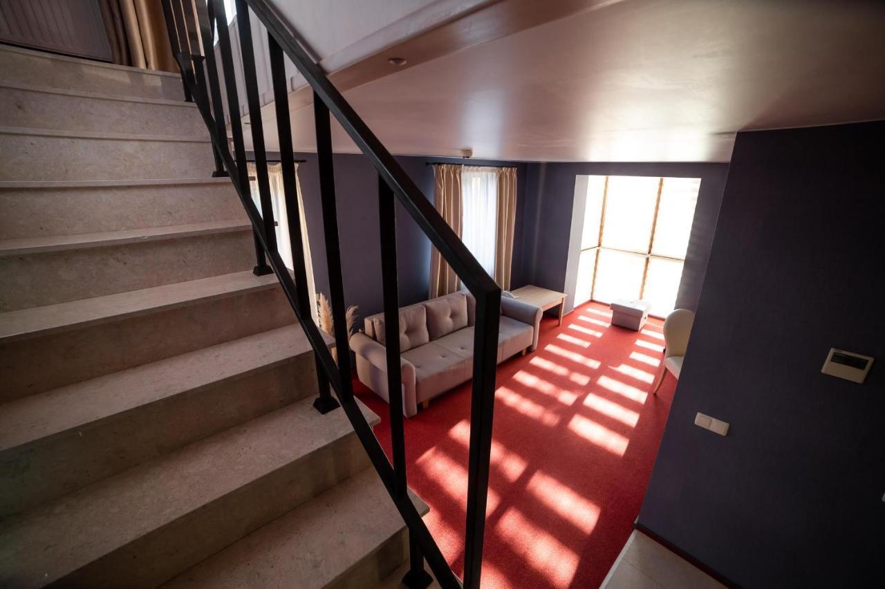 Sribni Leleky Hotel & Spa Lutsk Luaran gambar