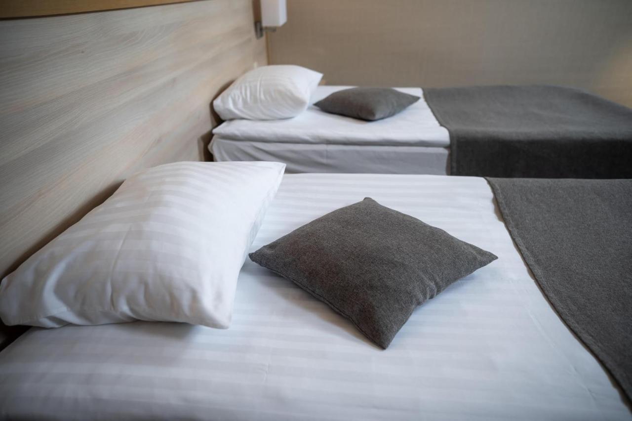 Sribni Leleky Hotel & Spa Lutsk Luaran gambar